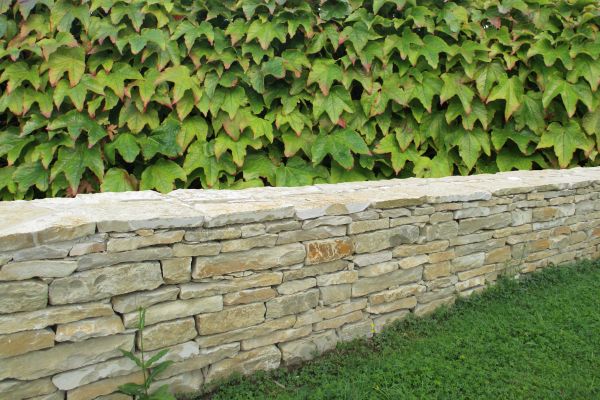 Natural Stone Wall Service